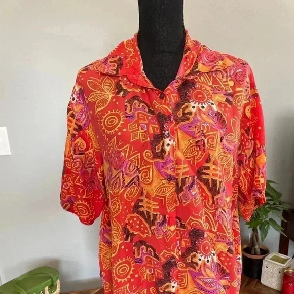 Ivy Club Classic Silk Blouse - Picture 5 of 6